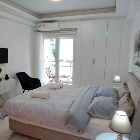 Maddie's Apartment Athens